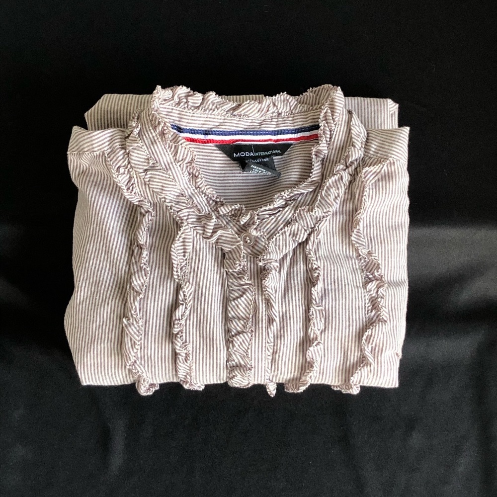 🎁Striped Button-Down Shirt by Moda International Size M —#075 - Picture 6 of 14